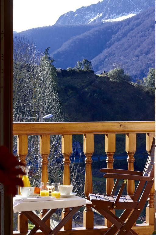 Posada Valle Del Oso Lerones Ruang foto
